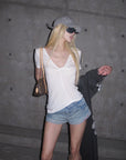 Rase le sol Low-Rise Rolled Hem Embroidered Denim Shorts