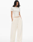 0122stepll Ensemble trois pièces : veste zippée en polaire, t-shirt ajusté et pantalon large