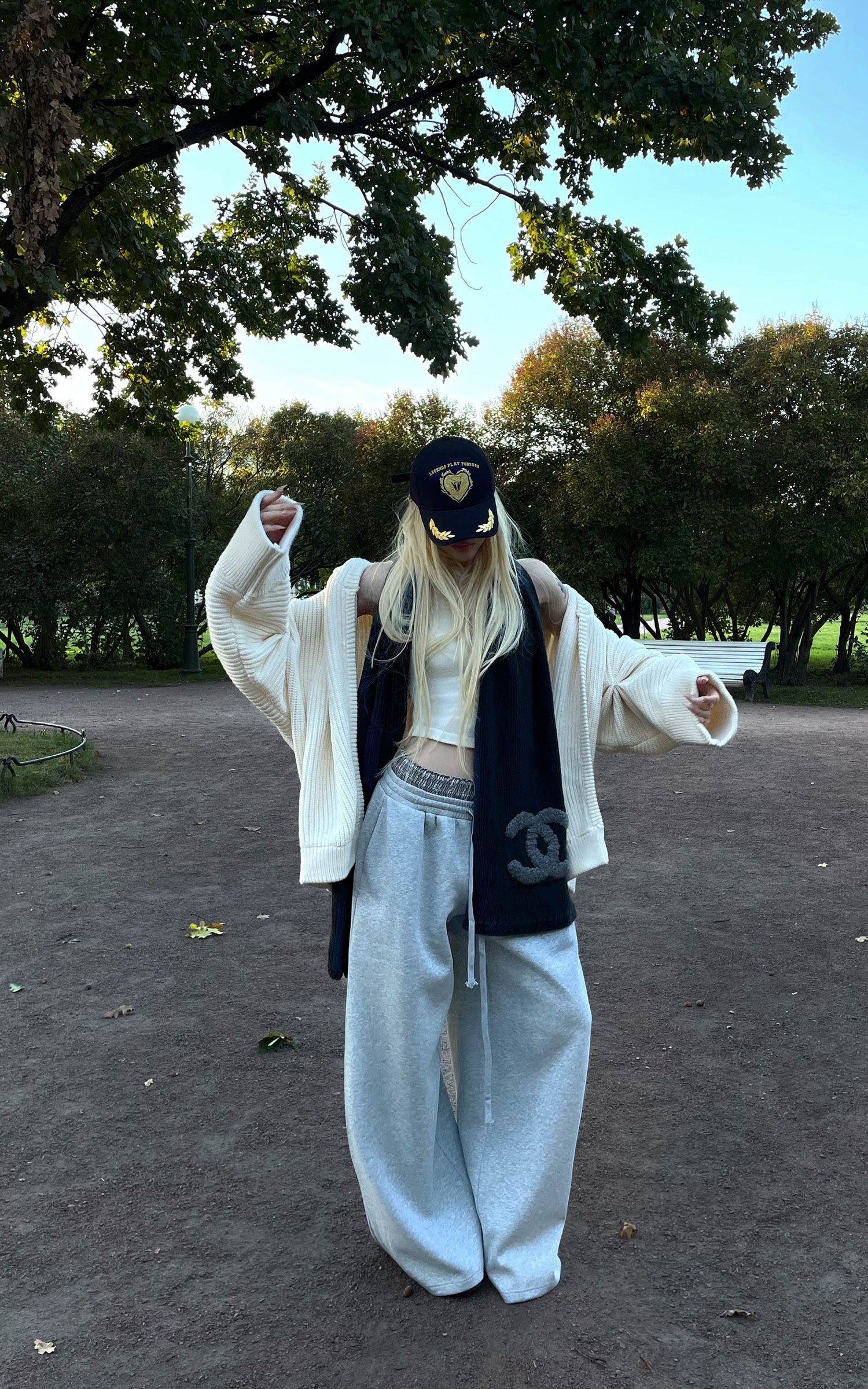 Rase le sol Wide-leg Sweatpants With Smocked Waist And Drawstring Floor-length Design