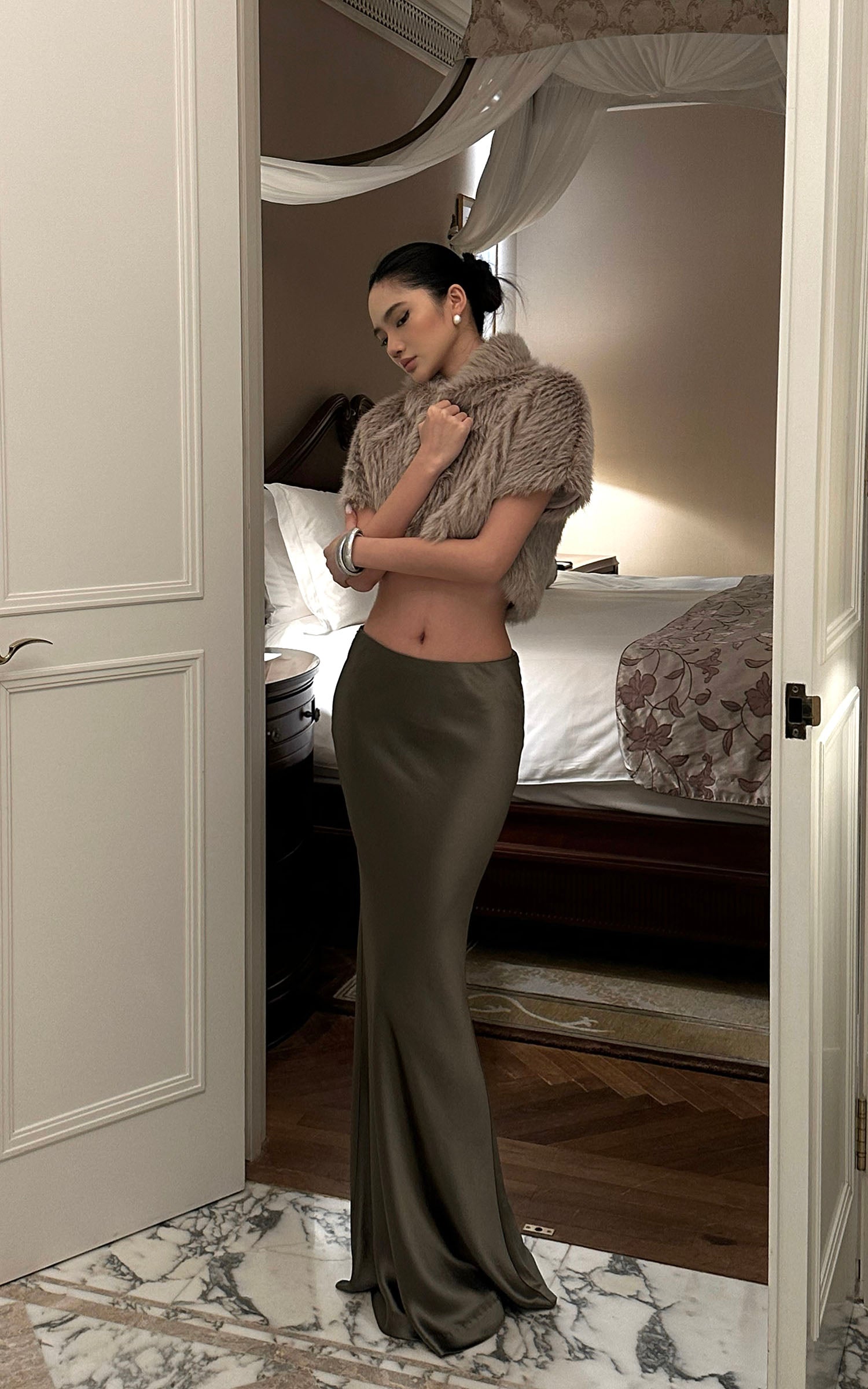 ROVENTE Satin Low-Waist Maxi Skirt