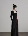 DOINDULGE Crinkled Wide Trousers with Red Thread
