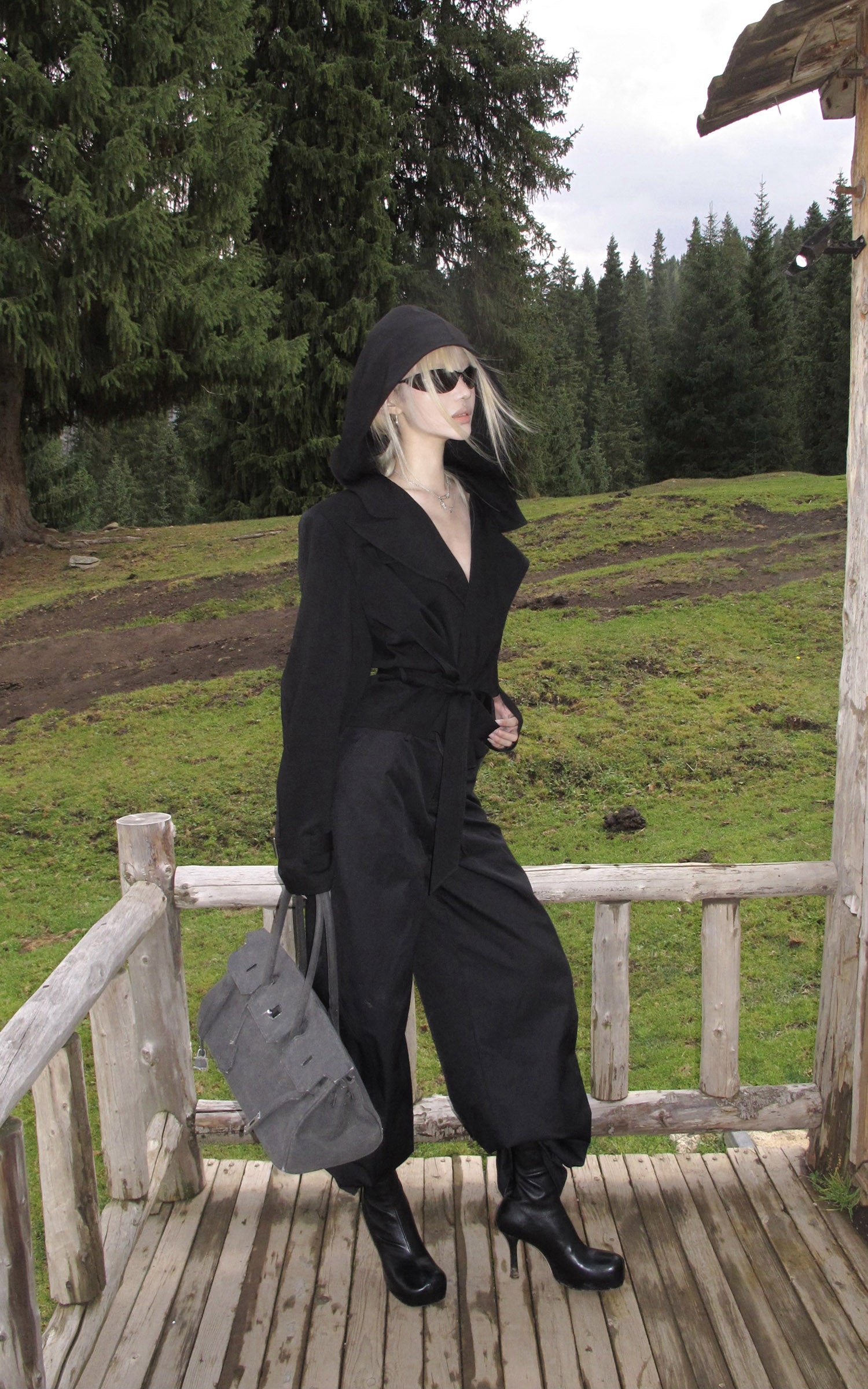 Rase le sol Pleated Wide-Leg Structured Pants