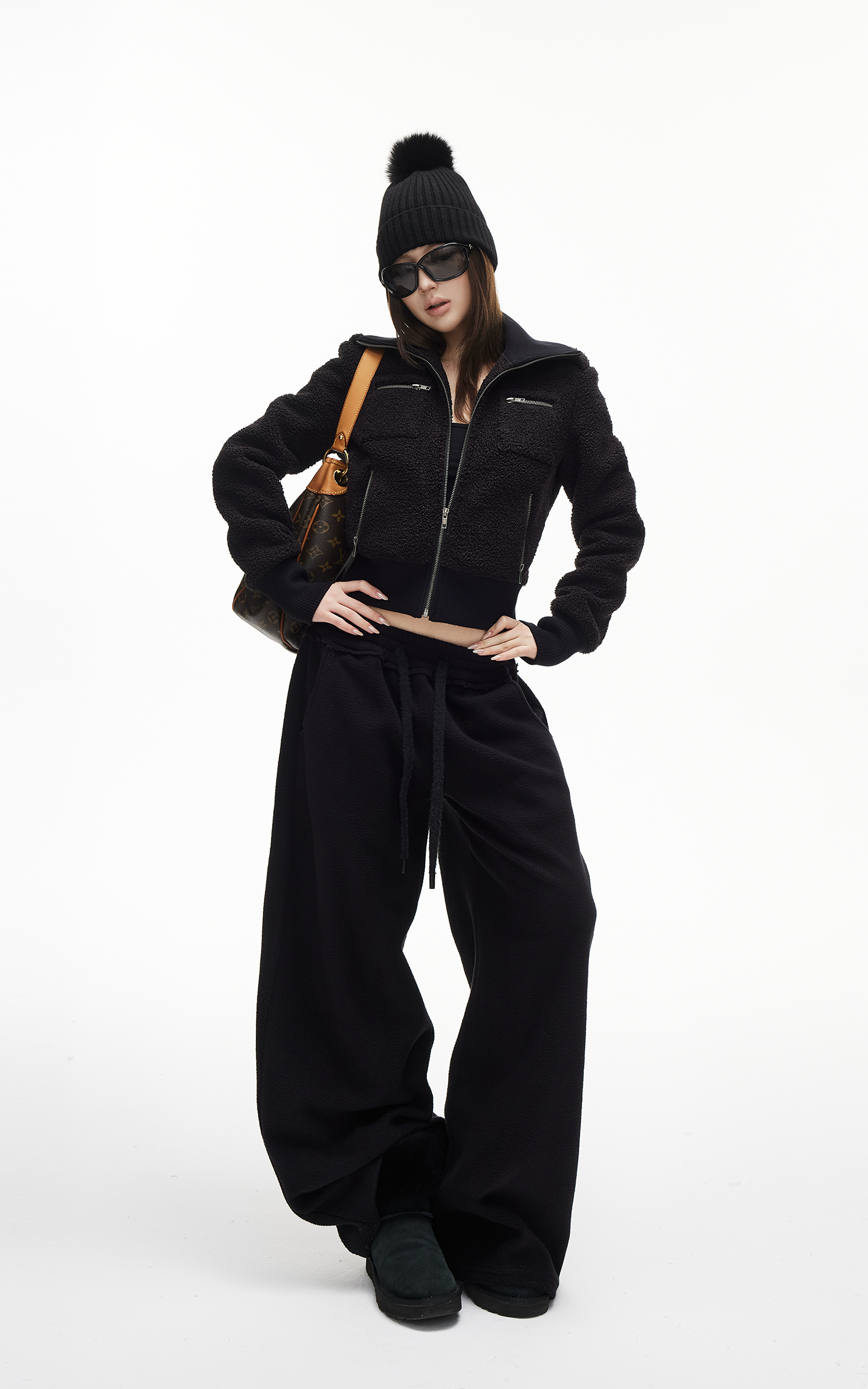 IAMXIAA Fleece Wide-Leg Sweatpants with Drawstring Waist