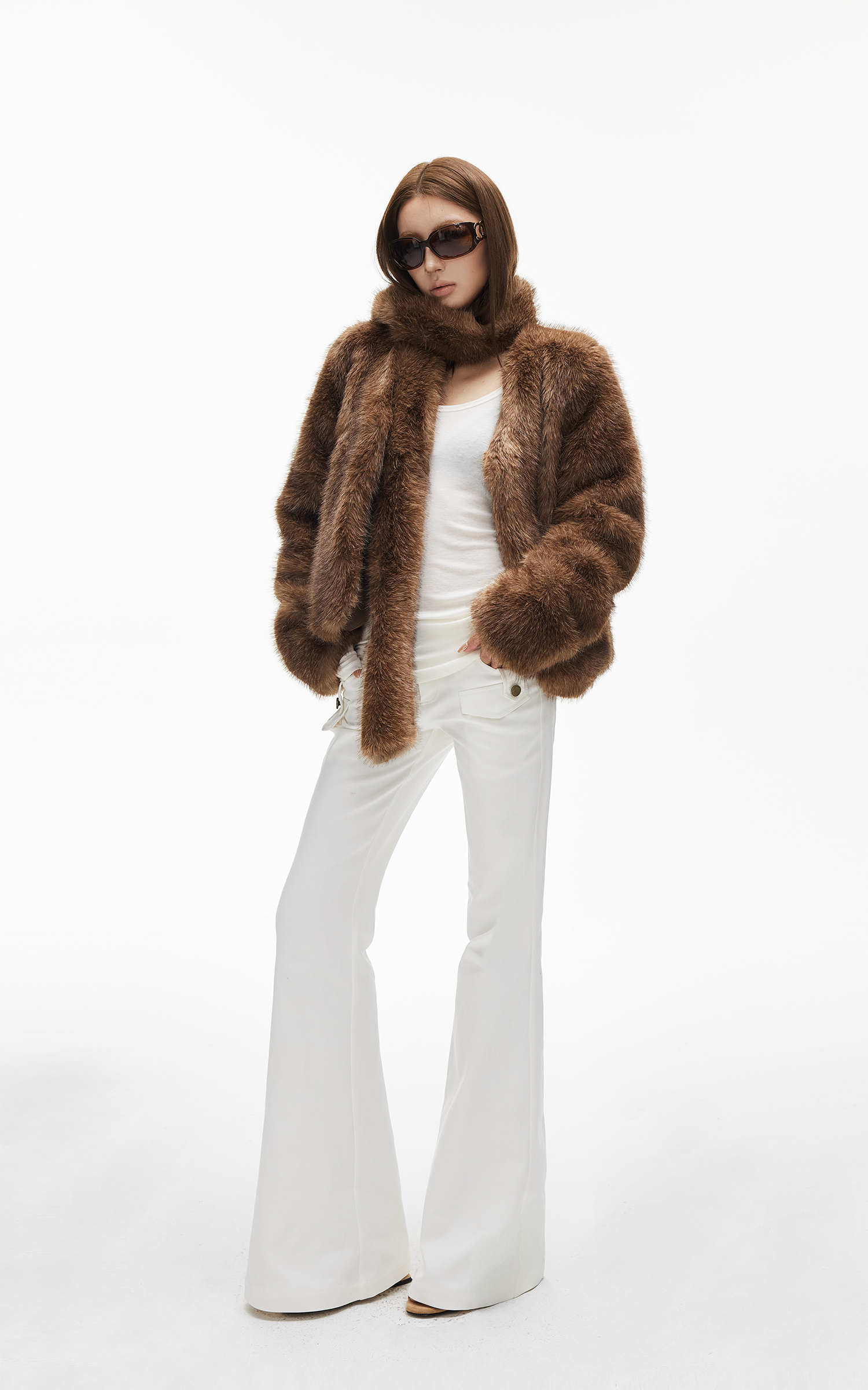 IAMXIAA Faux Fur Short Jacket with Attached Scarf Women Winter Plush Coat