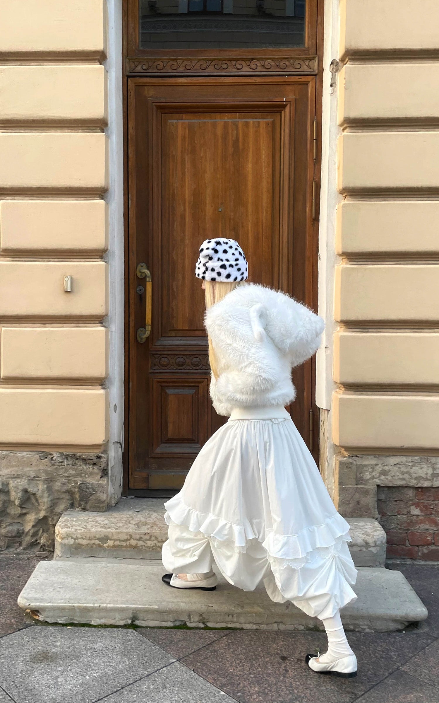 Rase le sol Gathered Puff Skirt With Lace Trim And Tiered Draping