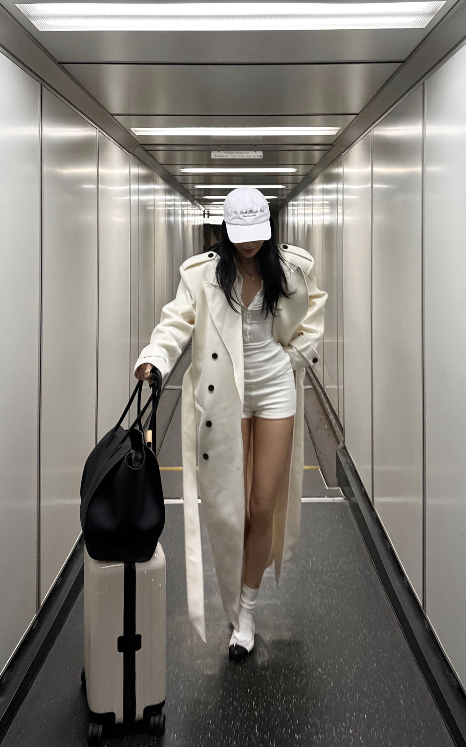 ROVENTE Long Double-Breasted Belted Coat