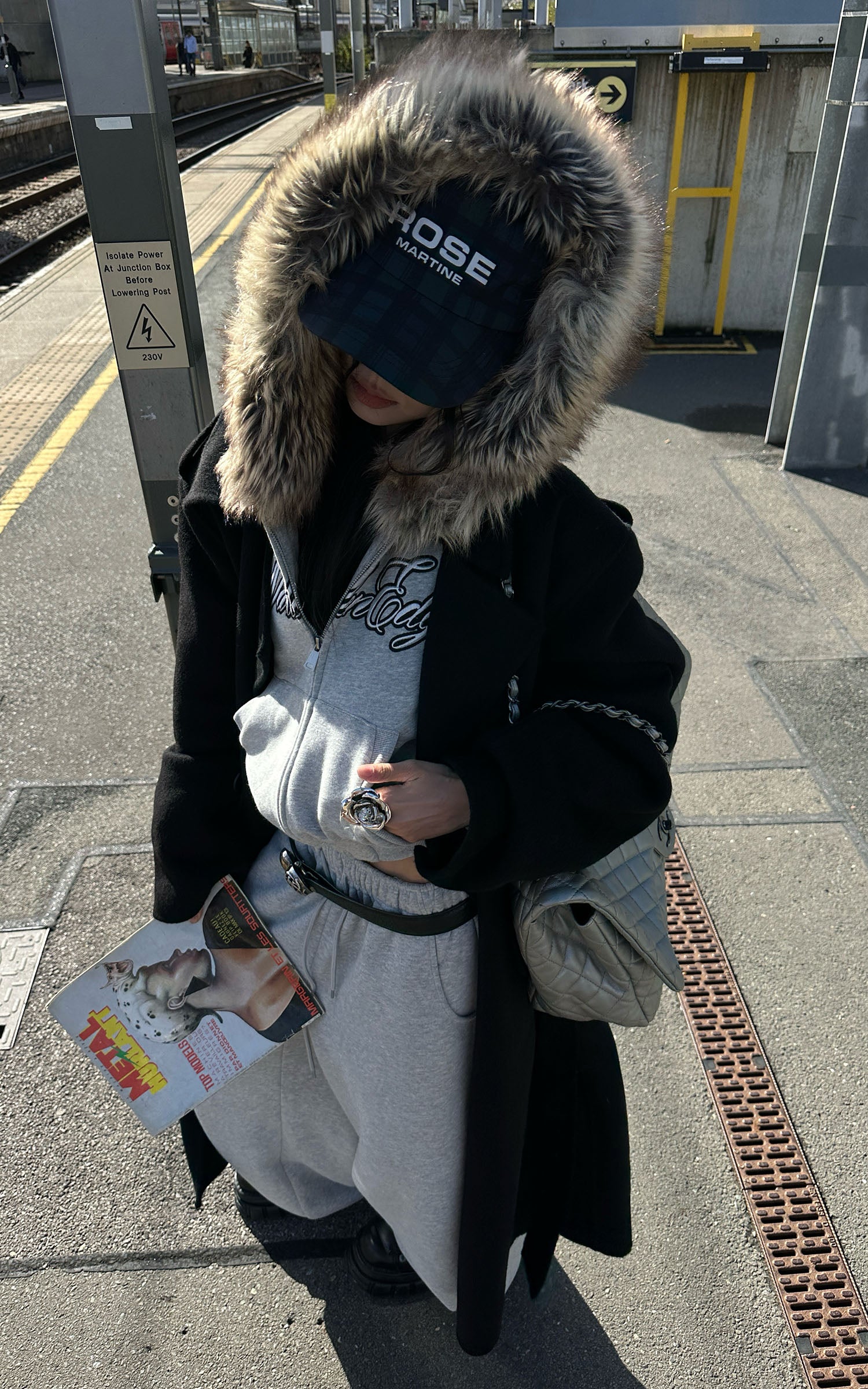 WARDEN EDGE Double Breasted Wool Coat with Belt