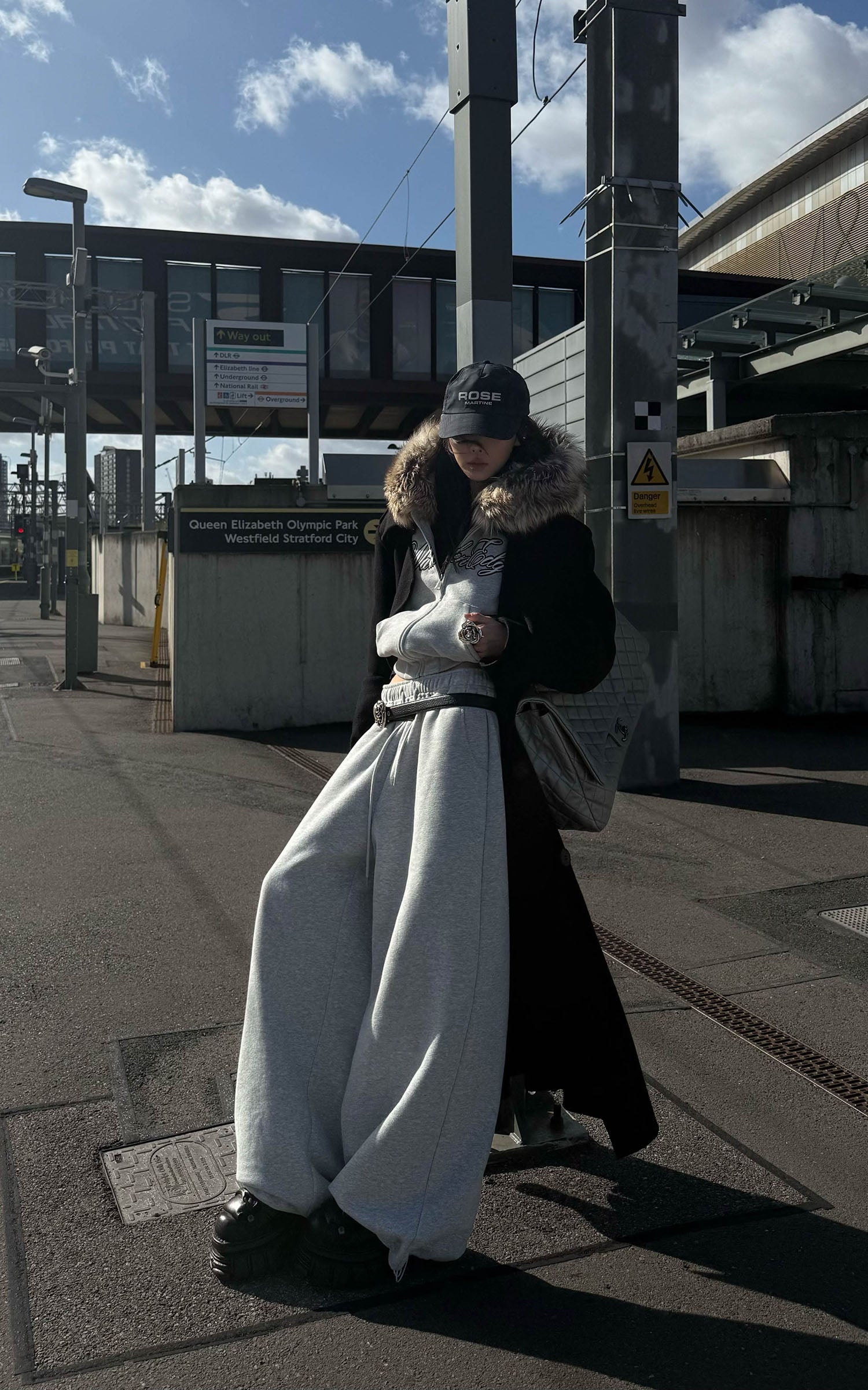 WARDEN EDGE Double Breasted Wool Coat with Belt