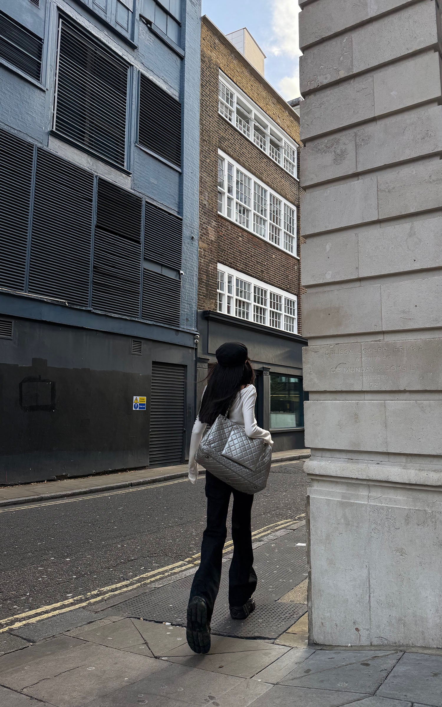 WARDEN EDGE Asymmetric Draped Long Sleeve Fitted Top