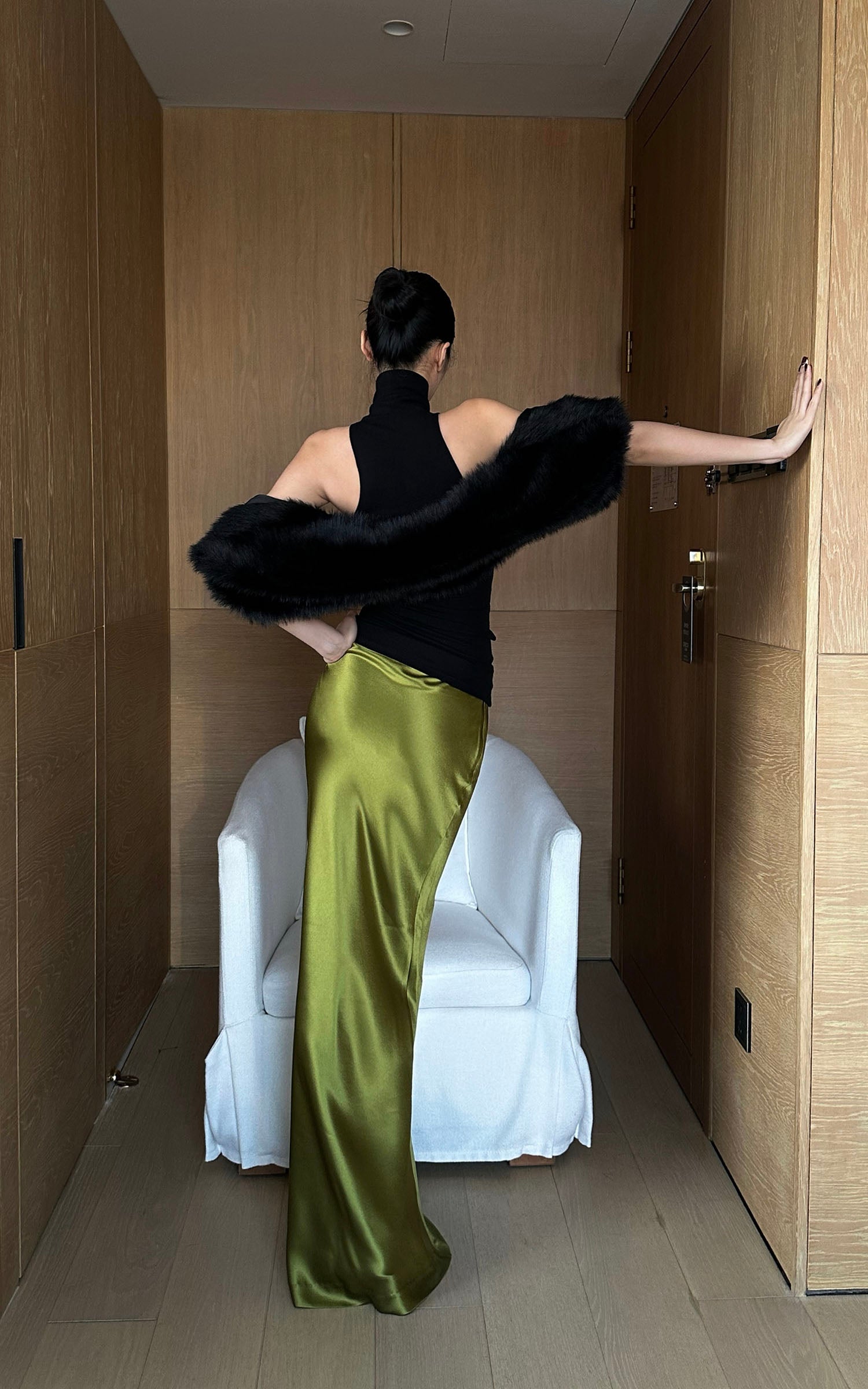 ROVENTE Draped Metallic Midi Skirt