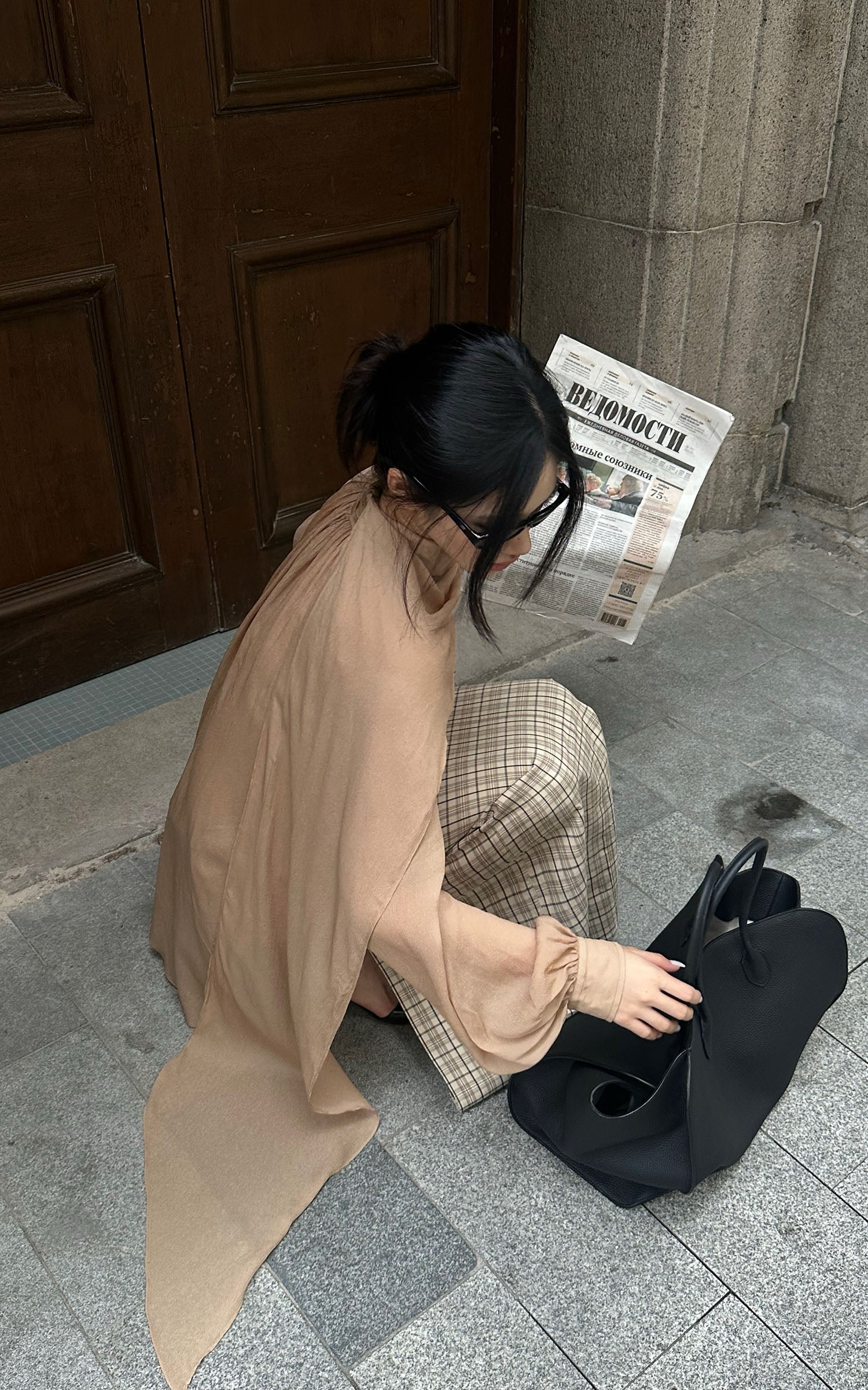 ROVENTE Draped Scarf Blouse with Flower Detail