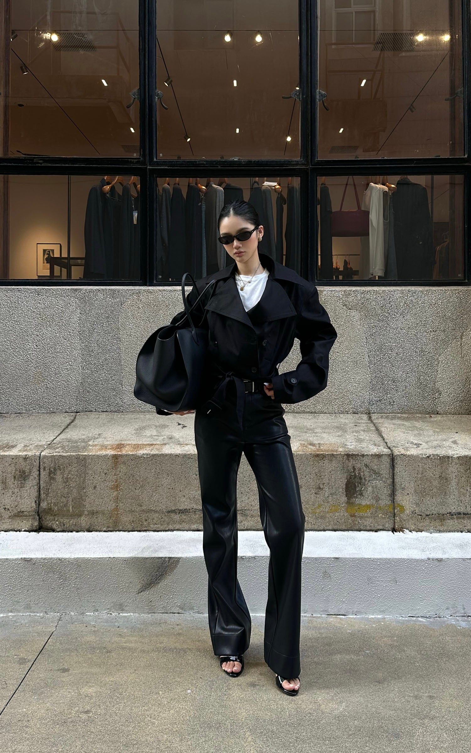 ROVENTE Cropped Belted Trench Jacket