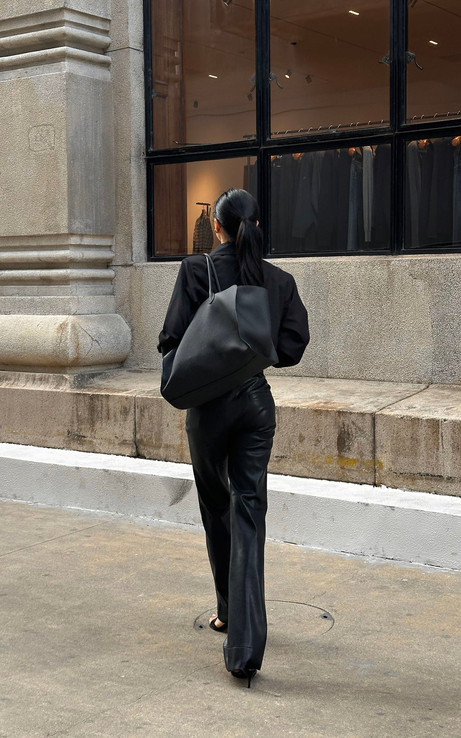 ROVENTE Cropped Belted Trench Jacket