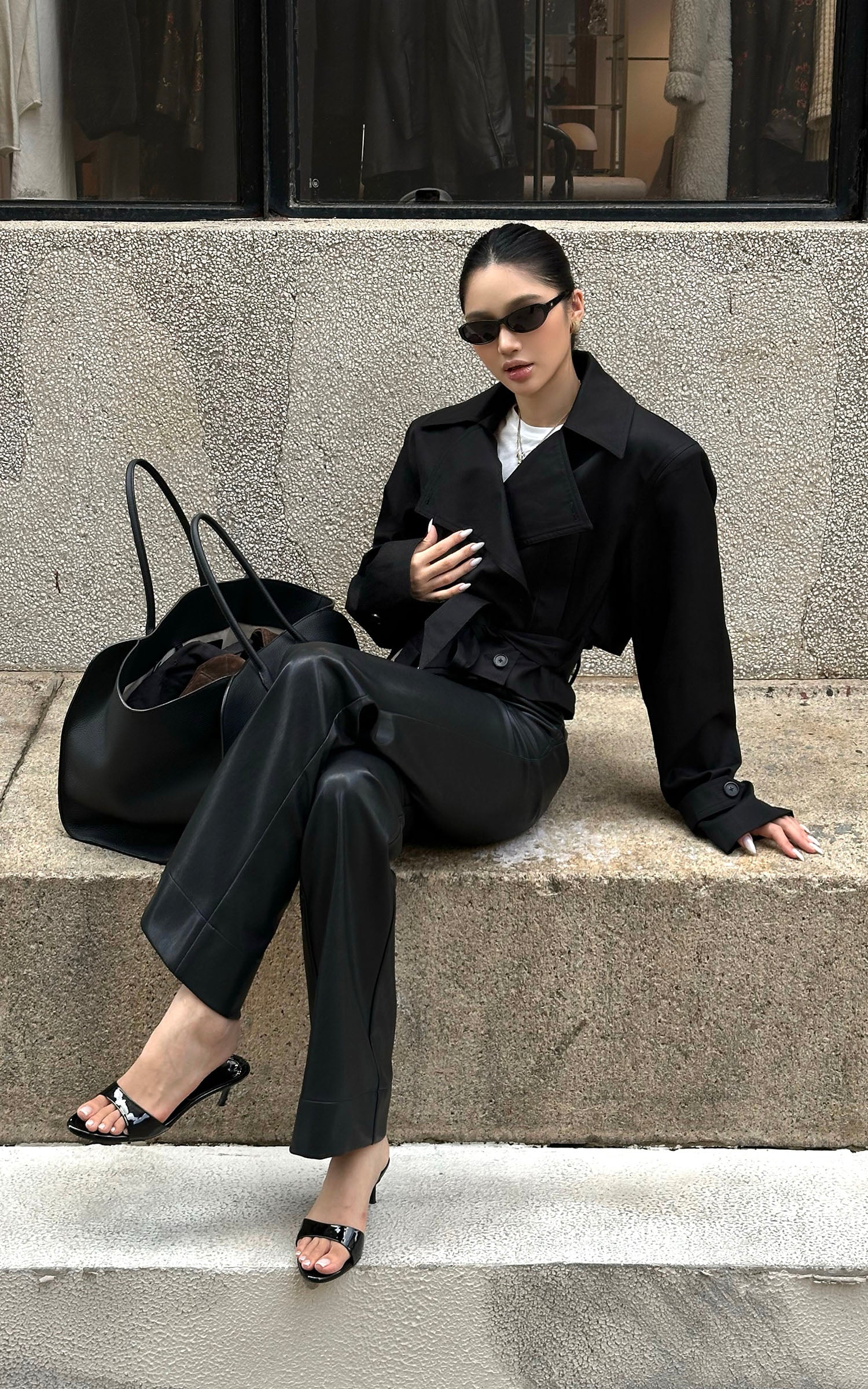 ROVENTE Cropped Belted Trench Jacket