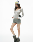 IAMXIAA フィットしたVネック長袖トップ
