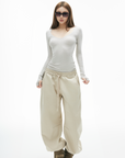 IAMXIAA フィットしたVネック長袖トップ