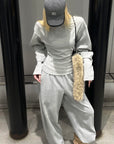 Rase le sol カーブシームスウェットシャツとワイドレッグラウンジパンツセット
