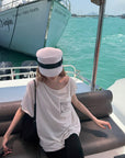 Rase le sol オフショルダーグラフィックTシャツ & ストライプニットショートセット