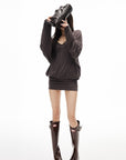 IAMXIAA Relaxed V-Neck Knit Long Sleeve Top