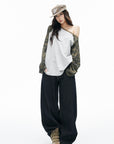 IAMXIAA Camo Sleeve Off-Shoulder Raglan T-Shirt