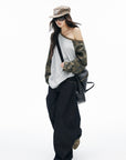IAMXIAA Camo Sleeve Off-Shoulder Raglan T-Shirt