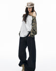 IAMXIAA Camo Sleeve Off-Shoulder Raglan T-Shirt
