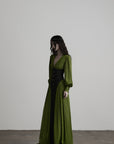 DOINDULGE Robe longue à manches bouffantes, taille corset et col en V