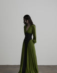 DOINDULGE Robe longue à manches bouffantes, taille corset et col en V