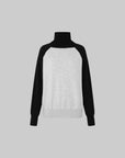 IAMXIAA Contrast Knit Turtleneck Sweater