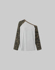 IAMXIAA Camo Sleeve Off-Shoulder Raglan T-Shirt