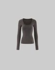 Rase le sol Deep Scoop Neck Slim Fit Knit Top