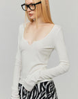 0122stepll Sculpted Scoop Neck Notch Long Sleeve Fitted Top