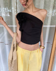 0122stepll Asymmetric One-Shoulder Rosette Crop Top