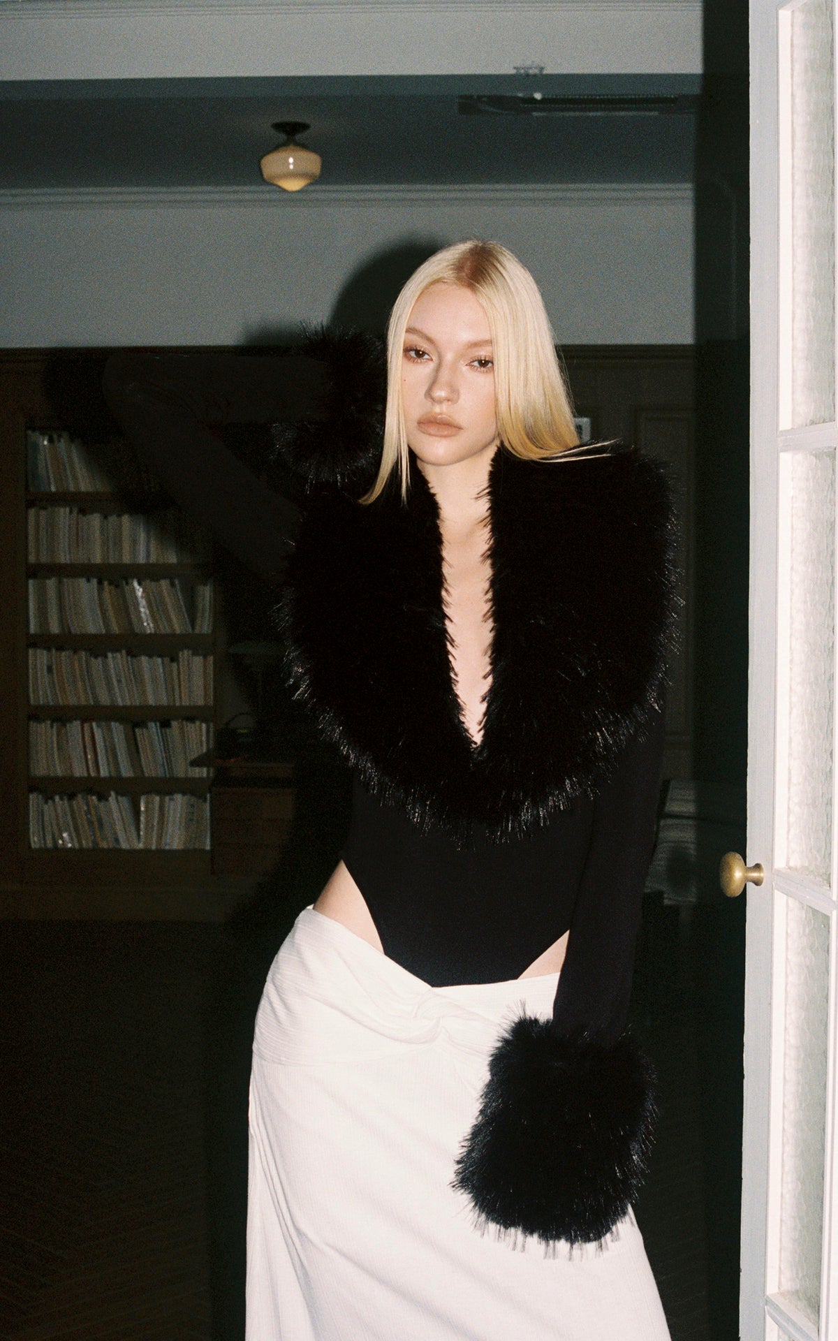 0122stepll Faux Fur Collar Plunge Bodysuit