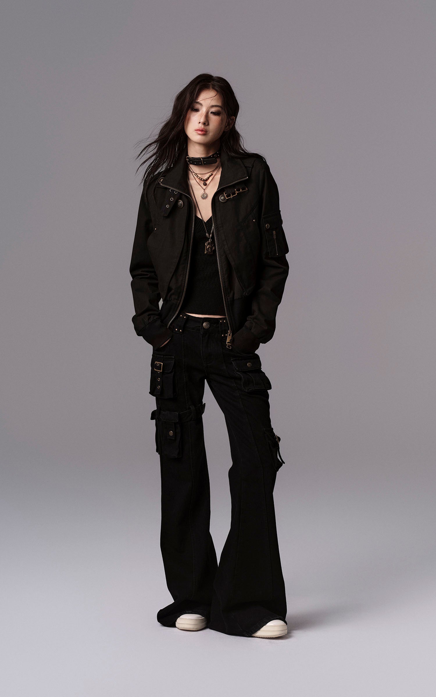 Low pixel Detachable Pocket Flared Denim Pants