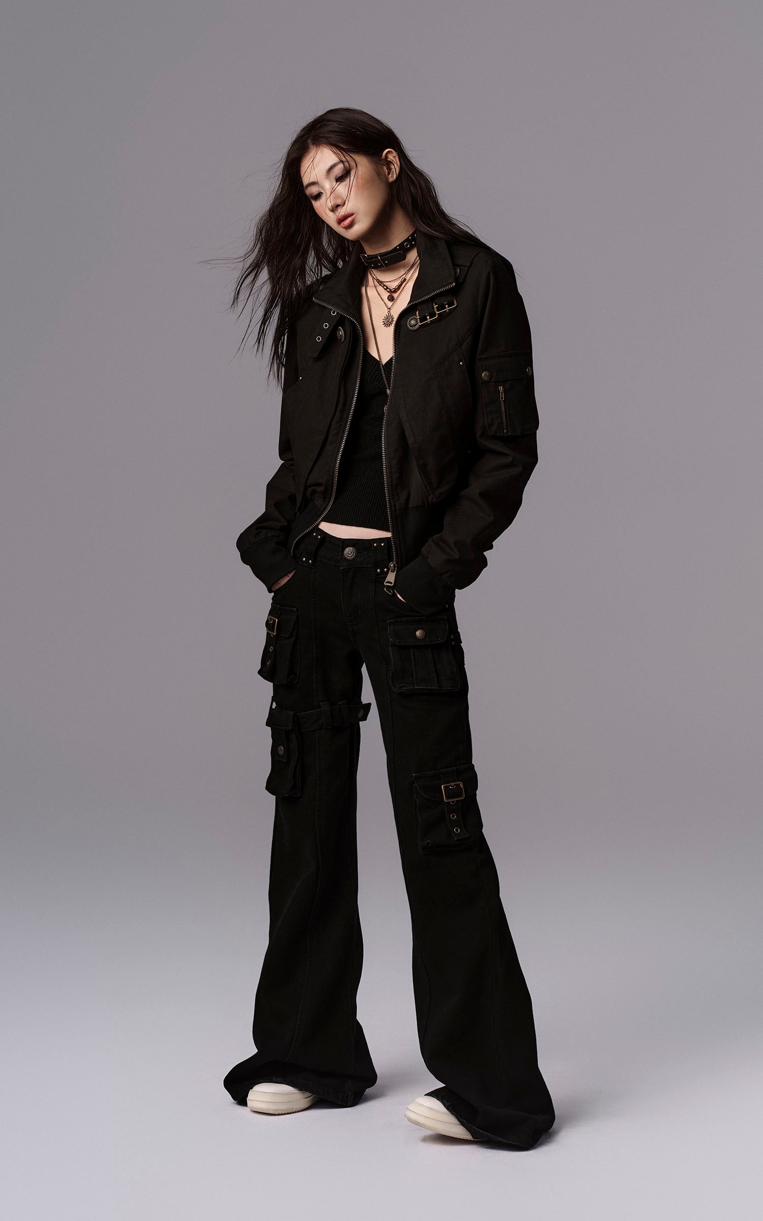 Low pixel Detachable Pocket Flared Denim Pants