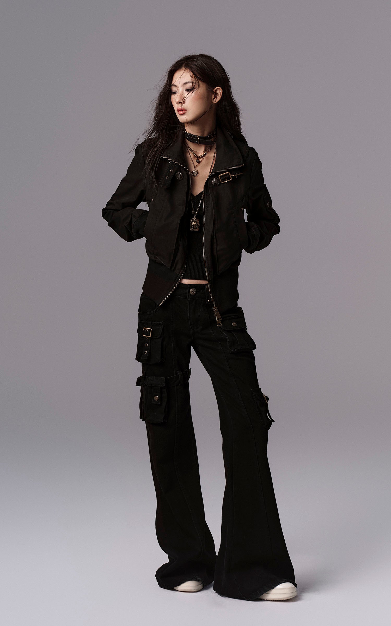 Low pixel Detachable Pocket Flared Denim Pants