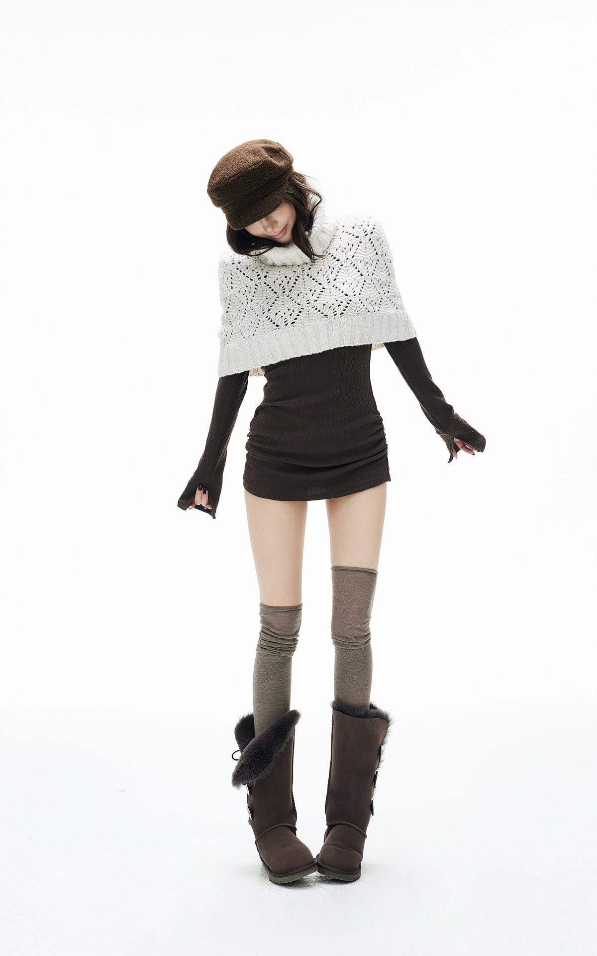 IAMXIAA Openwork Knit Turtleneck Capelet