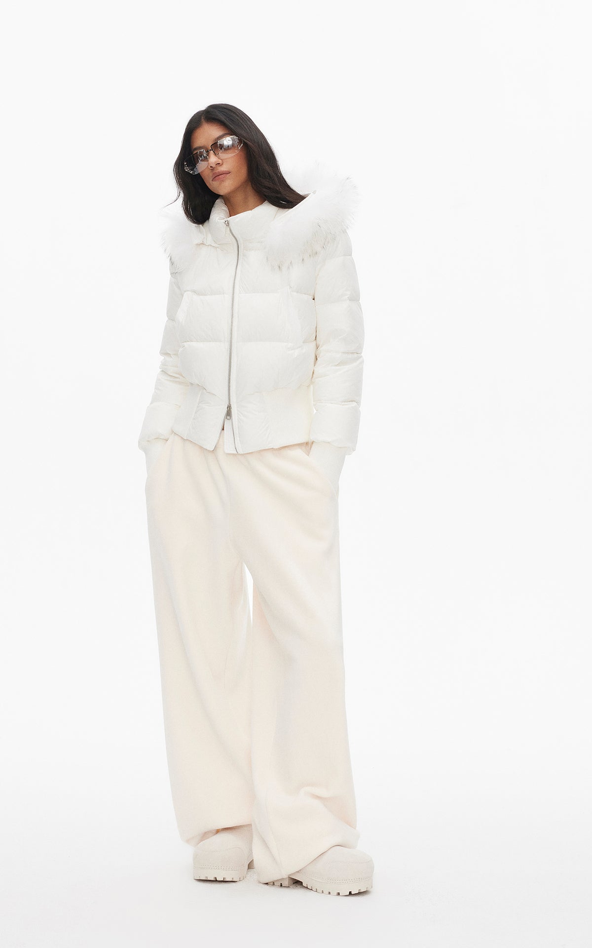 0122stepll Ensemble trois pièces : veste zippée en polaire, t-shirt ajusté et pantalon large