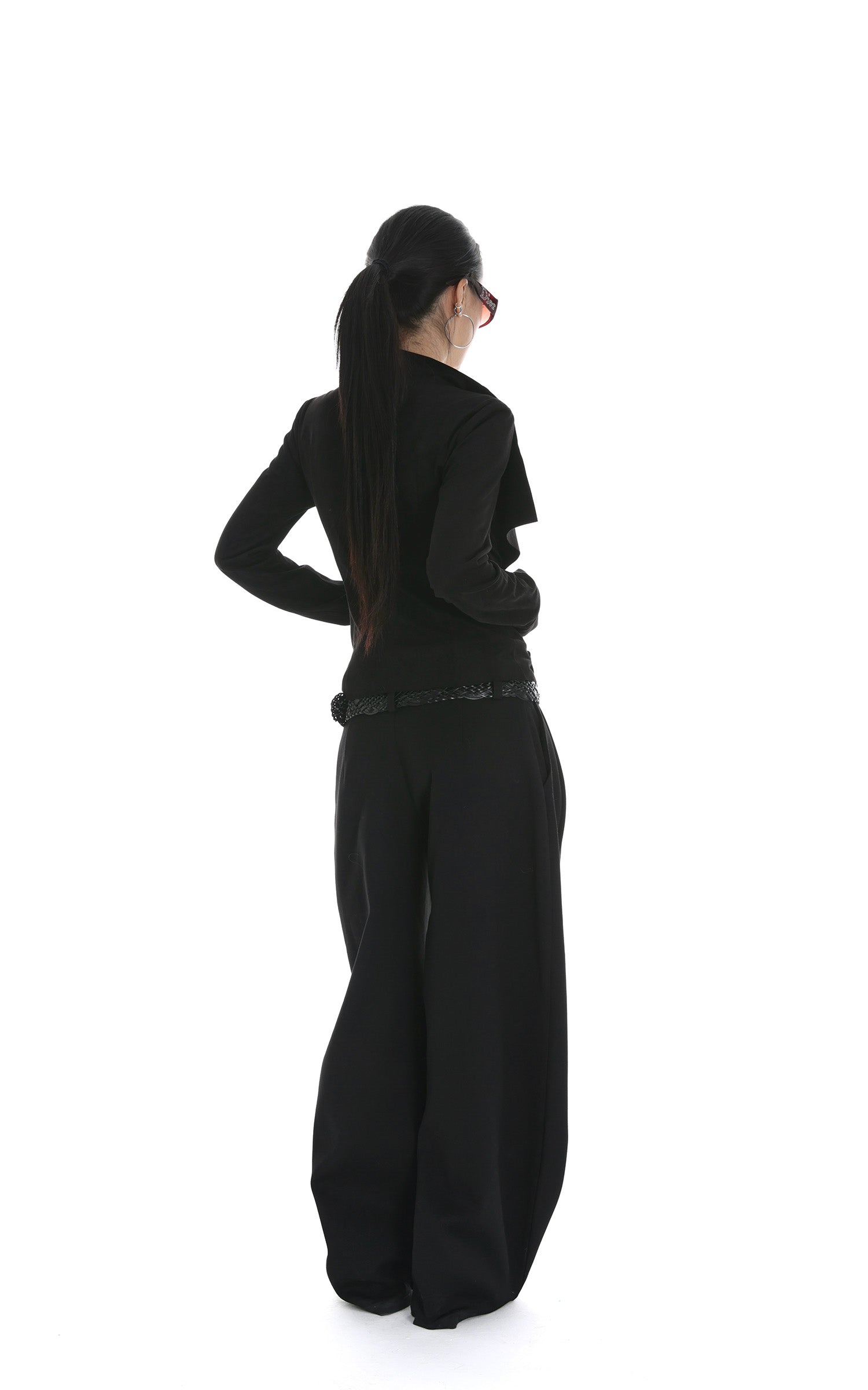 IAMXIAA アシンメトリージップ付きクロップドモトジャケット