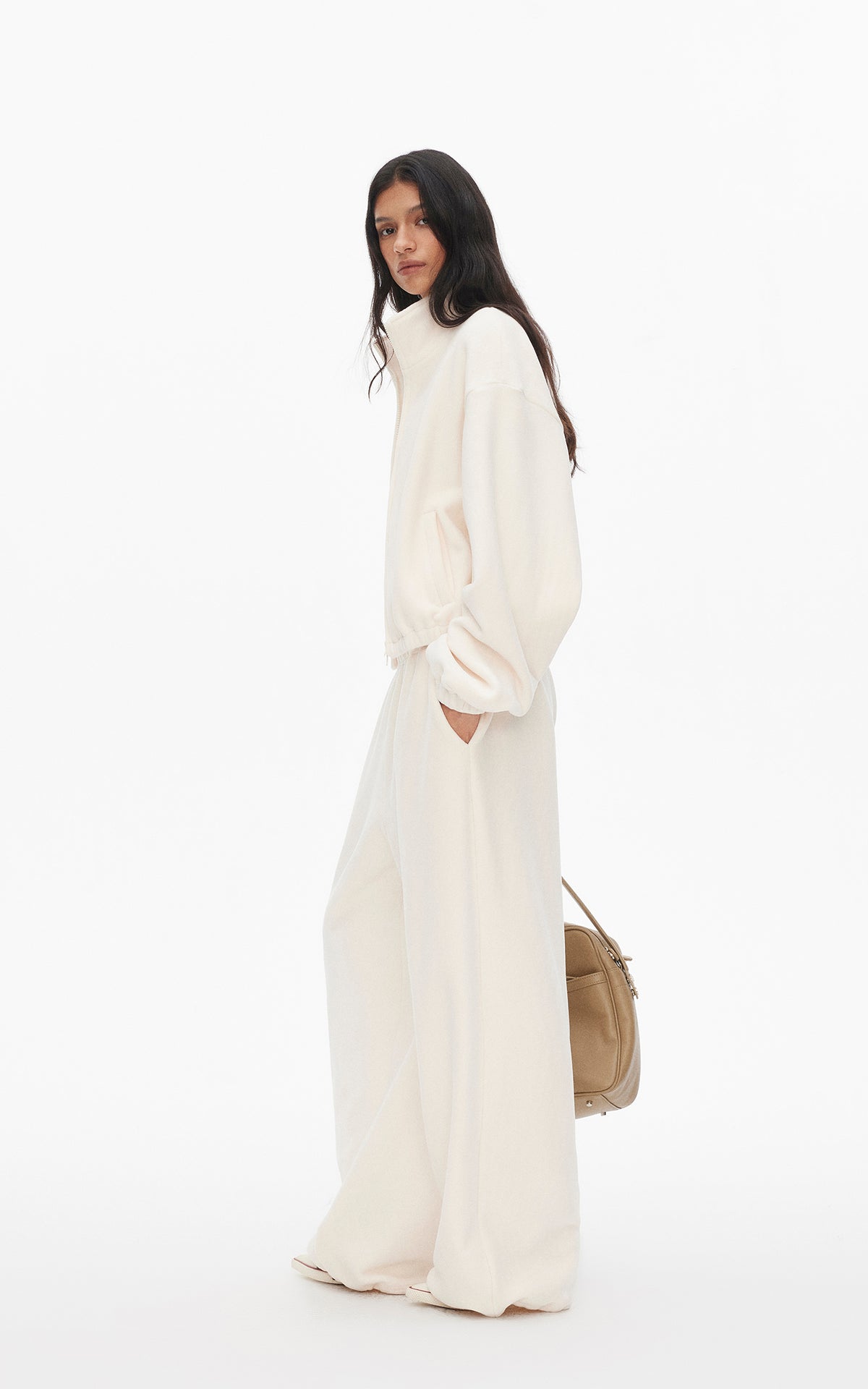0122stepll Ensemble trois pièces : veste zippée en polaire, t-shirt ajusté et pantalon large