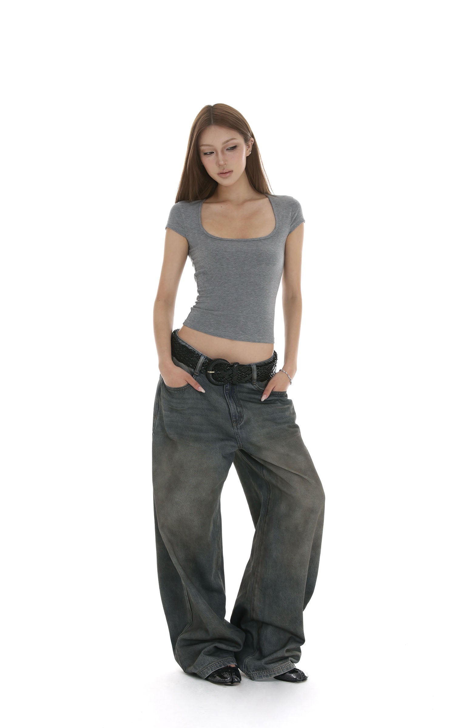 IAMXIAA Square Neck Fitted Short Sleeve T-Shirt