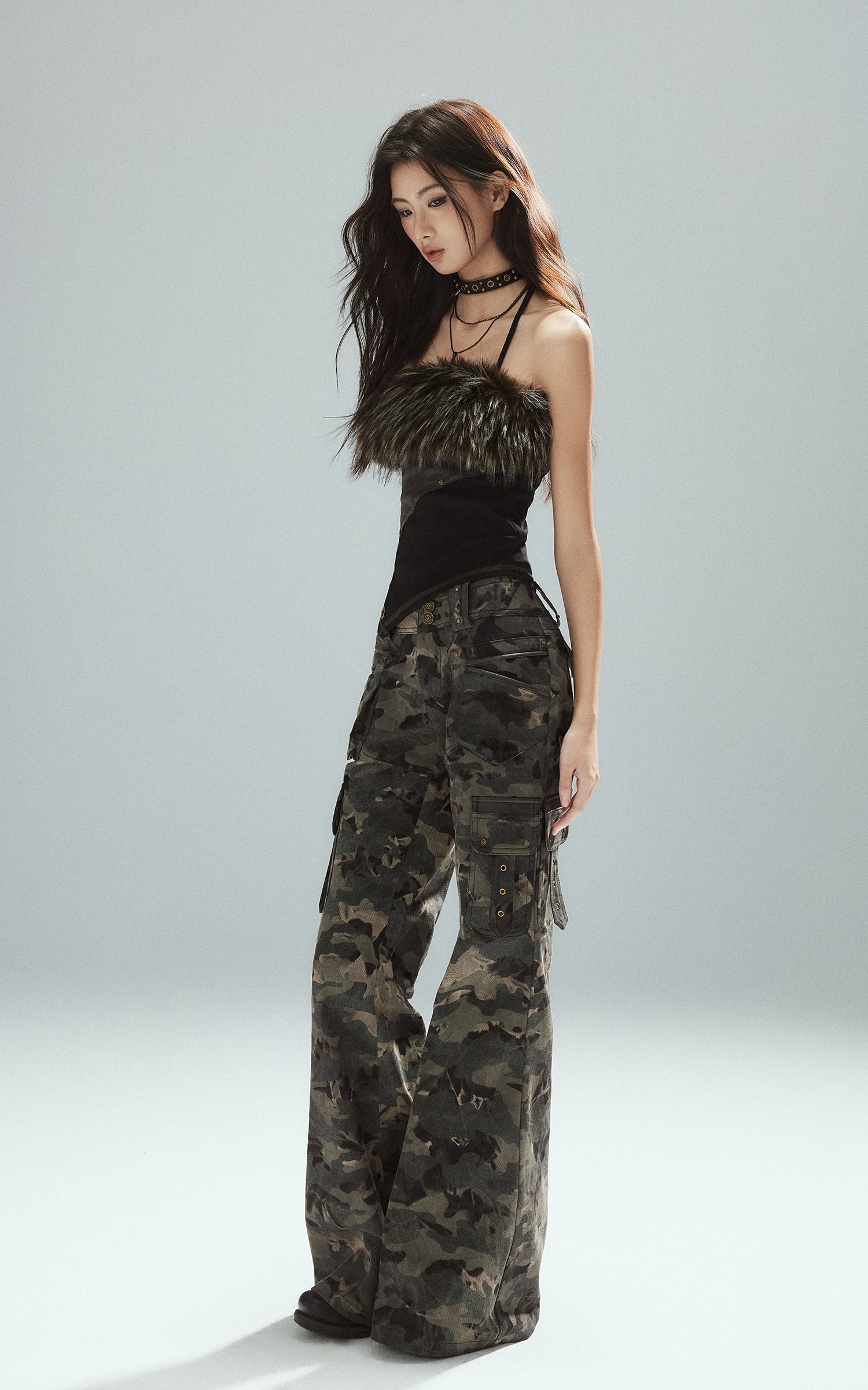 Pantalon cargo évasé camouflage