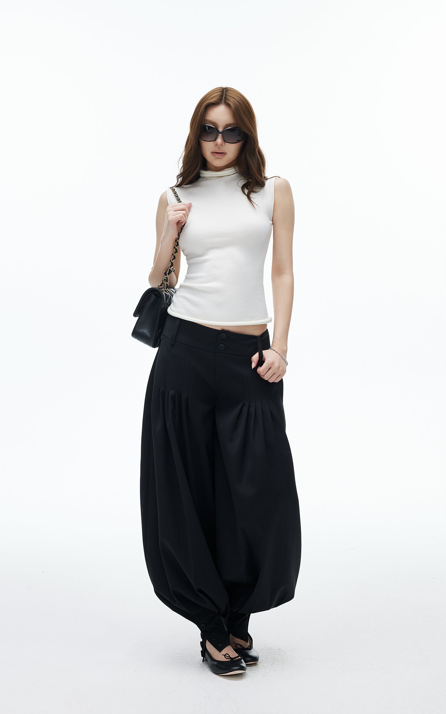 IAMXIAA High-Waist Pleated Balloon Pants