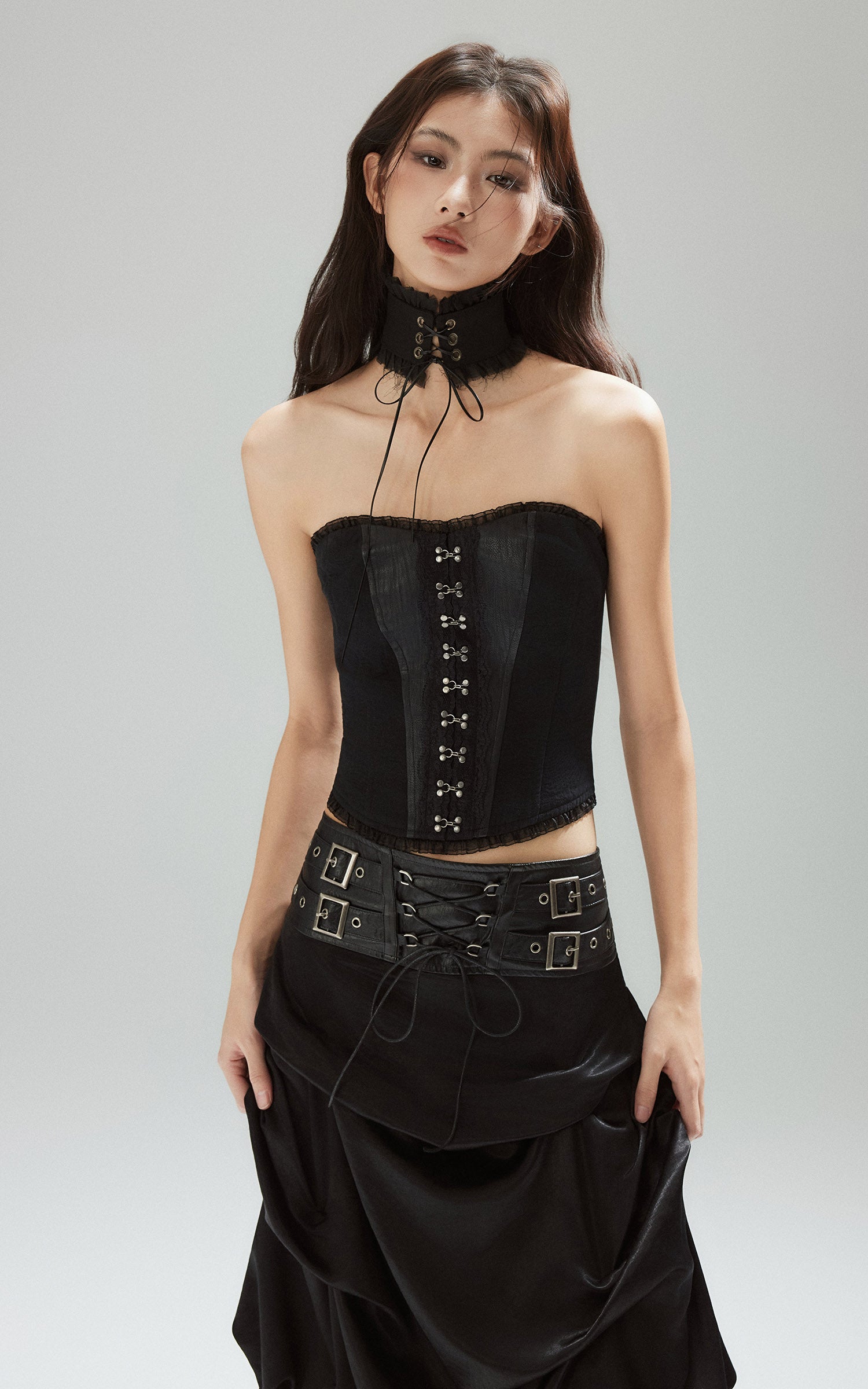 Low pixel Black Hook-Front Strapless Corset Top