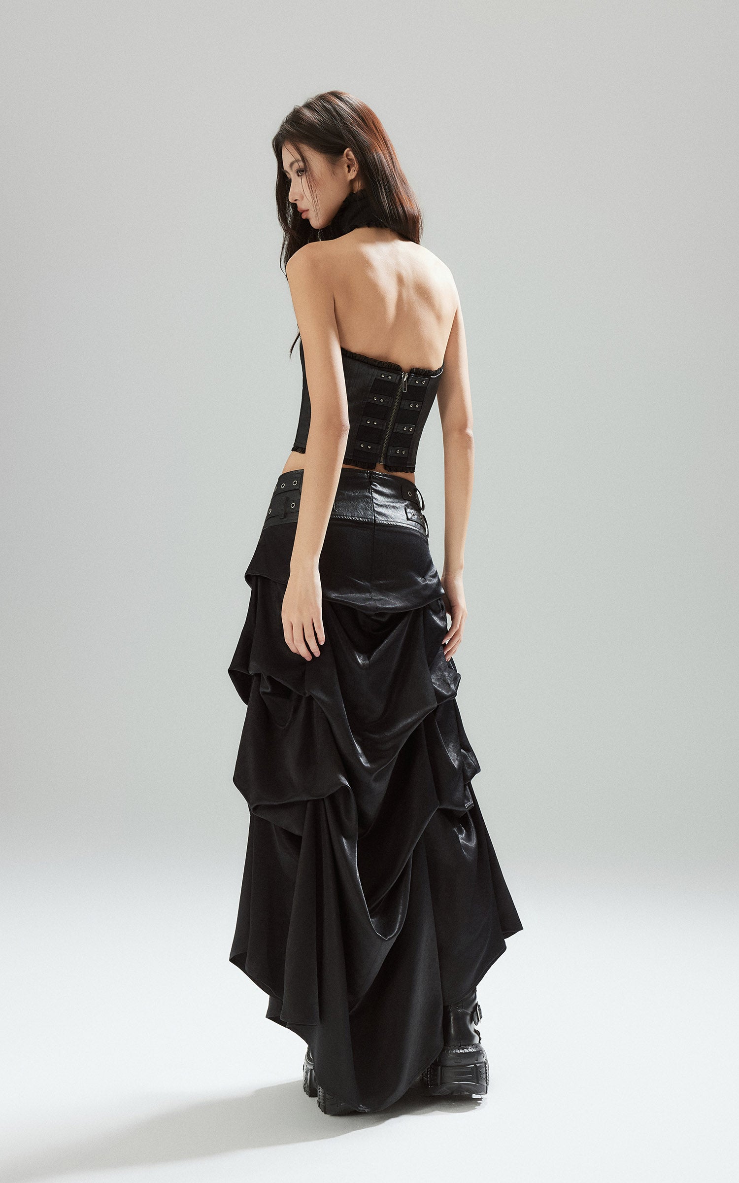 Low pixel Black Hook-Front Strapless Corset Top