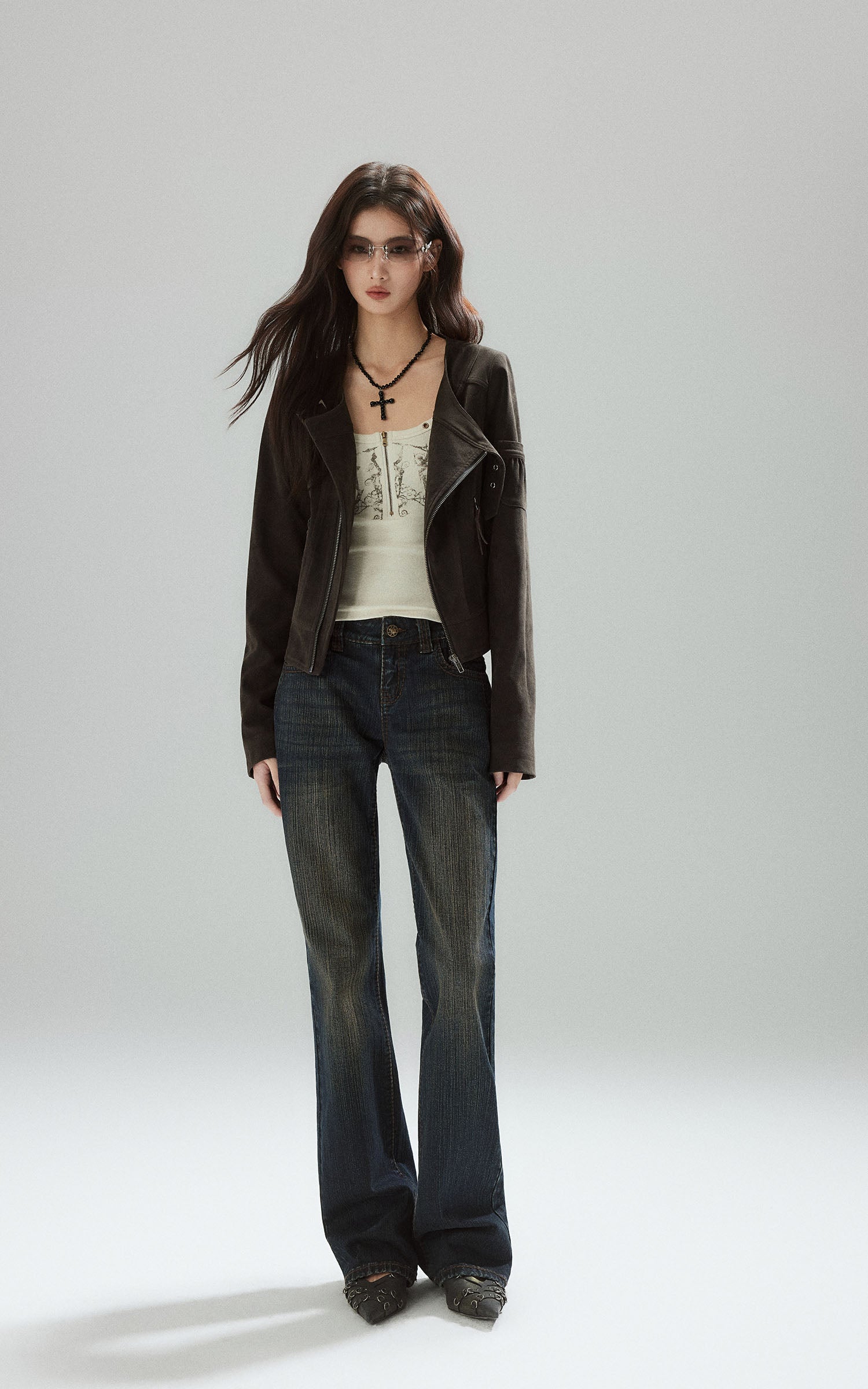 Low pixel ヴィンテージグラフィックジップフロントフィットタンクトップ