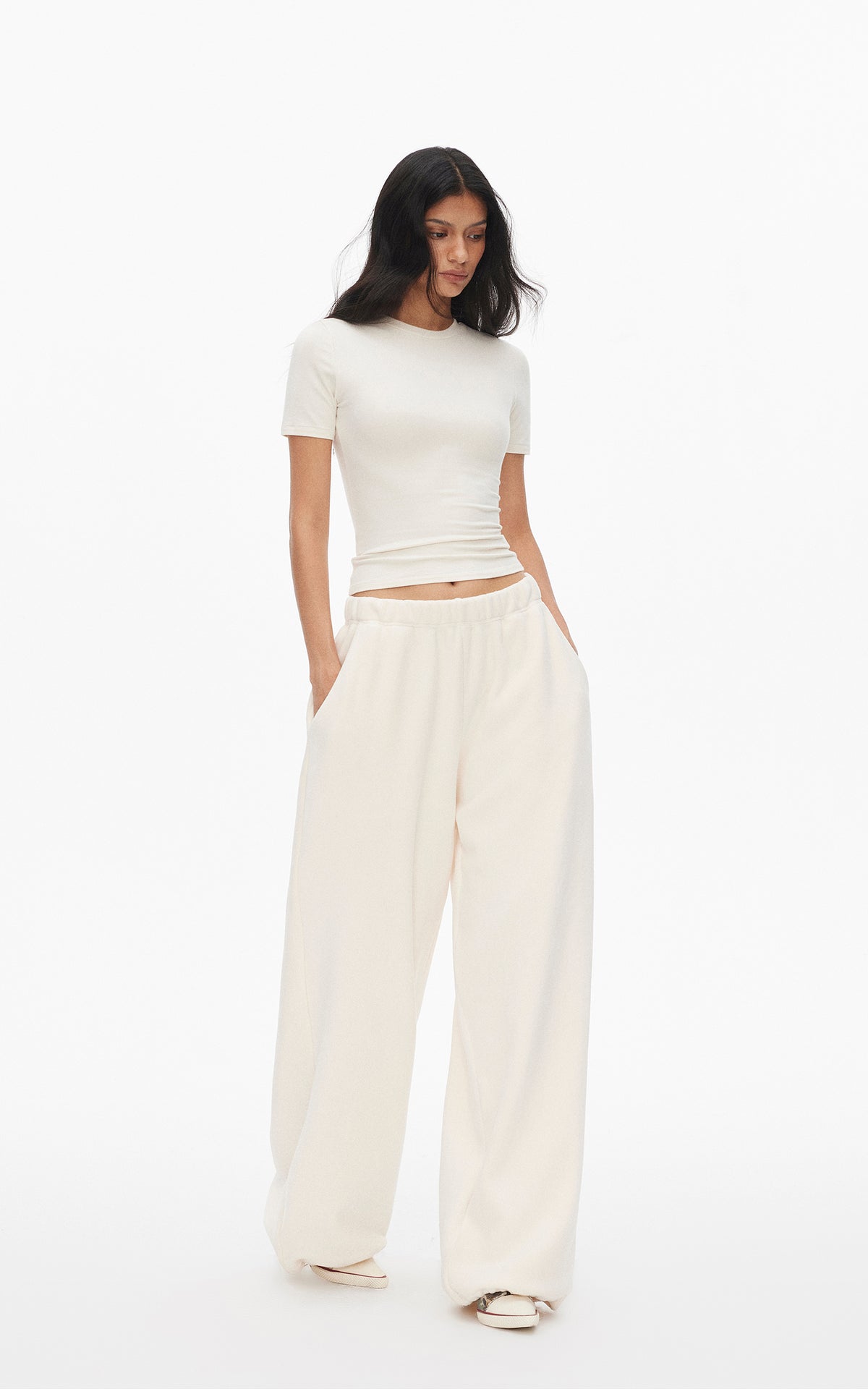 0122stepll Ensemble trois pièces : veste zippée en polaire, t-shirt ajusté et pantalon large