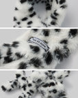 Rase le sol Dalmatian Faux Fur Scarf