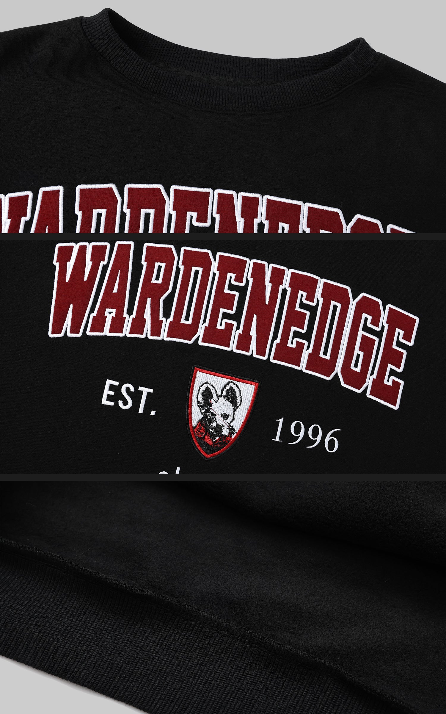 WARDEN EDGE Vintage Embroidery Oversized Sweatshirt